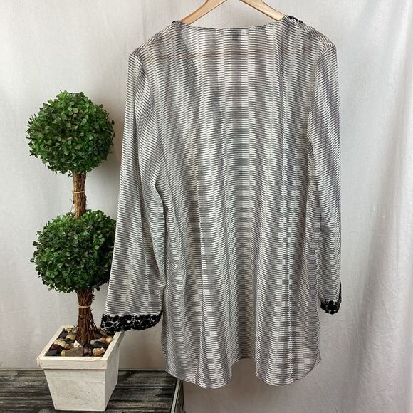 Adrienne Vittadini Black & White Stripe Embellished Sheer Tunic Blouse Top XL - Picture 3 of 8